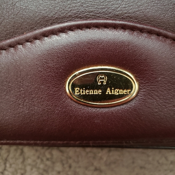 Etienne Aigner Maroon leather crossbody bag - Picture 2 of 4